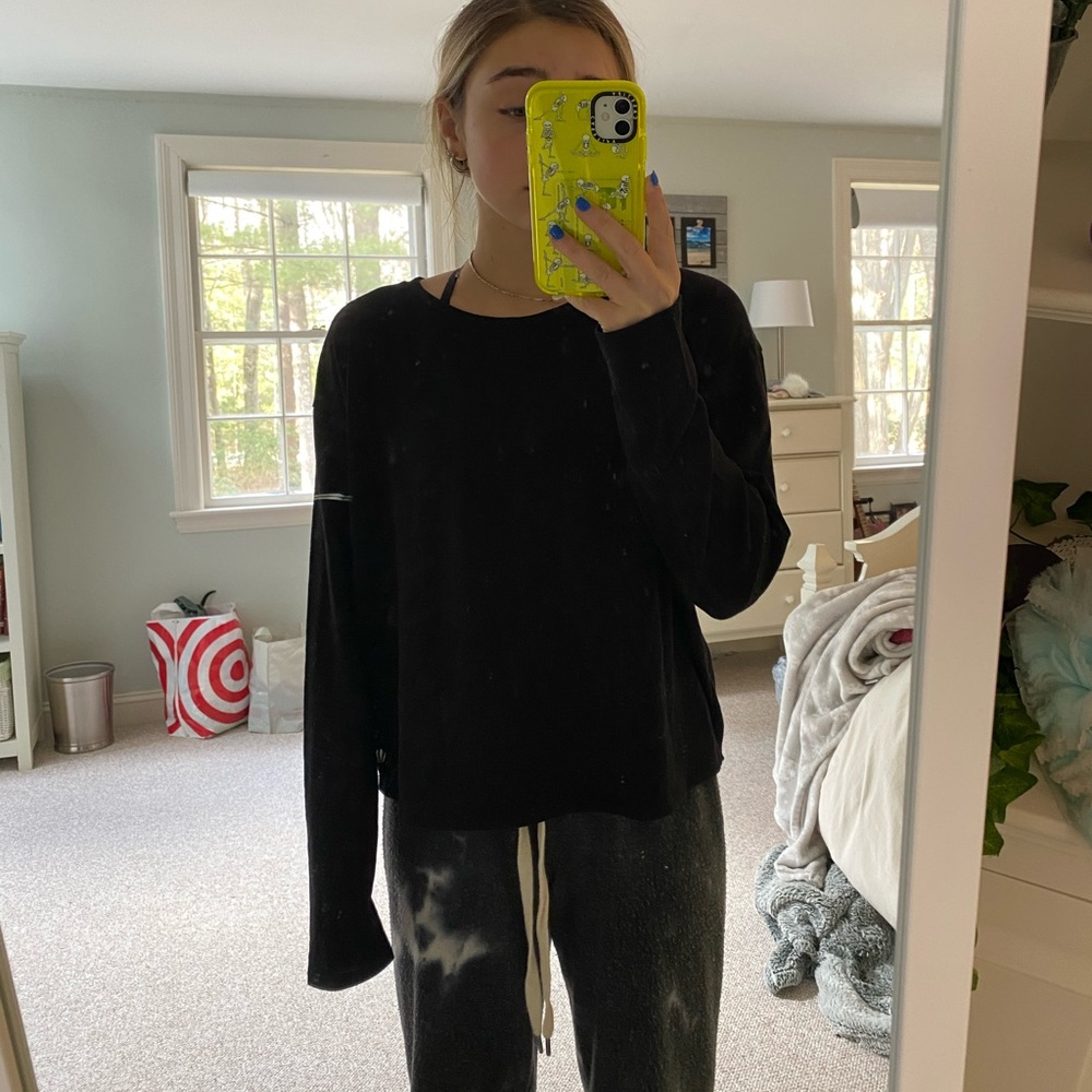 Black shirt